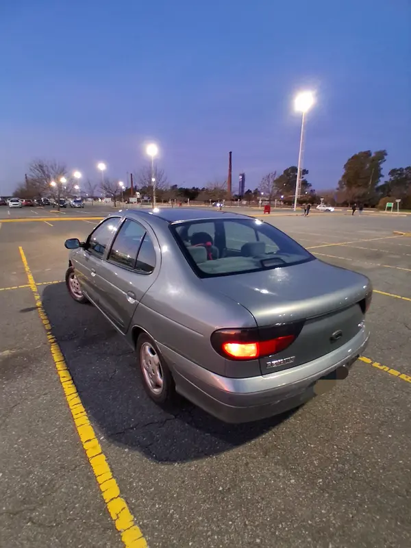 Mira esta publicación de Renault Megane 1999 en Motordil