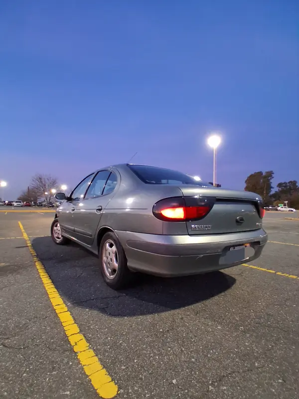 Mira esta publicación de Renault Megane 1999 en Motordil