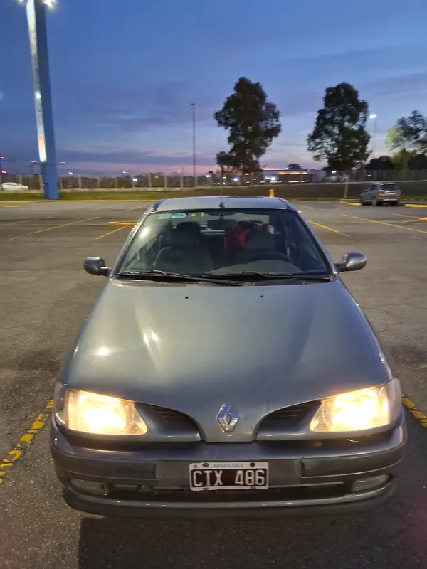 Mira esta publicación de Renault Megane 1999 en Motordil