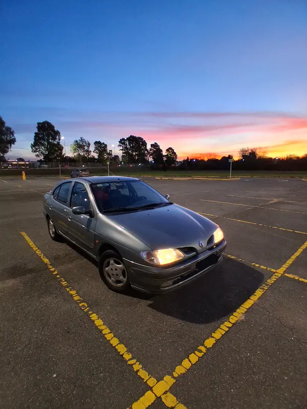 Mira esta publicación de Renault Megane 1999 en Motordil