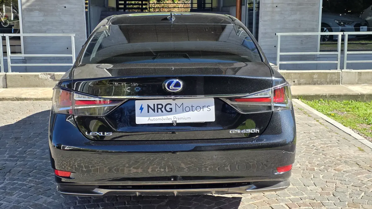 Mira esta publicación de Lexus GS 2018 en Motordil