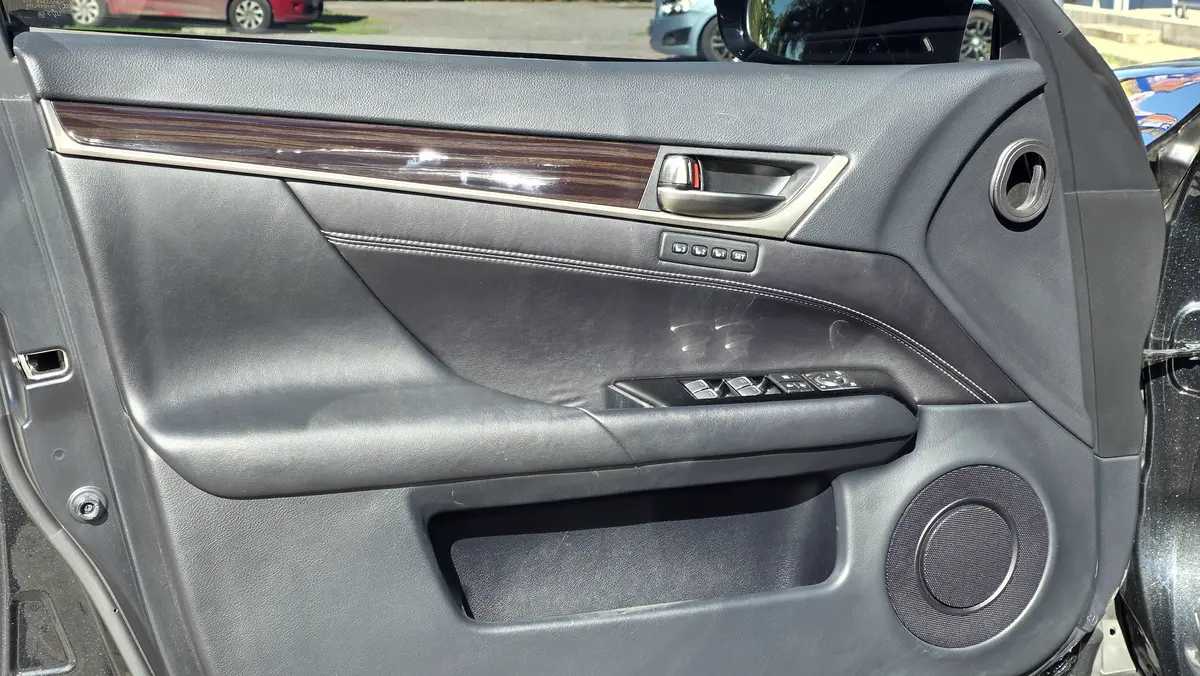 Mirá esta publicación de Lexus GS