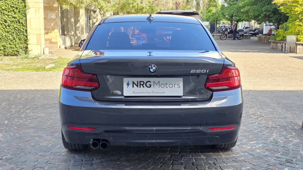 Mira esta publicación de BMW Serie 2 2019 en Motordil