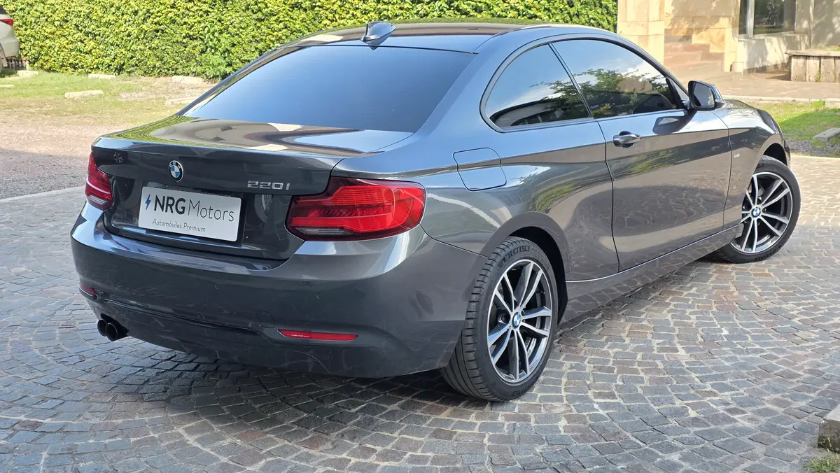 Mira esta publicación de BMW Serie 2 2019 en Motordil