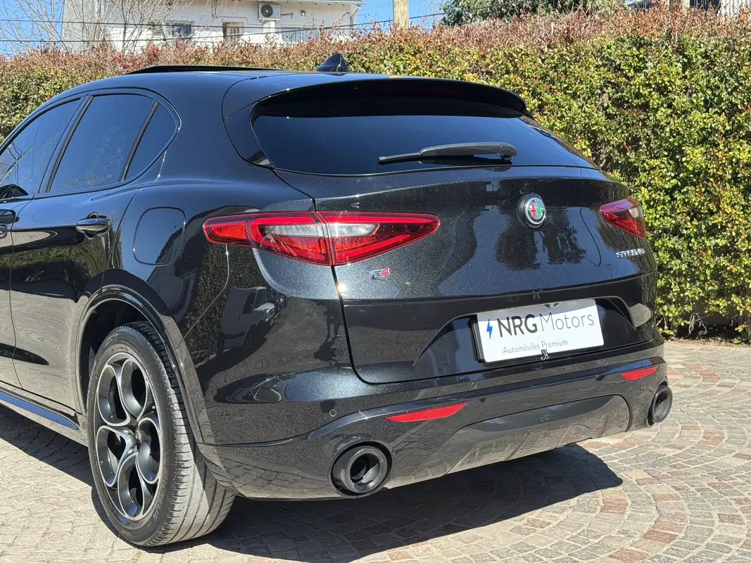 Mirá esta publicación de Alfa Romeo Stelvio