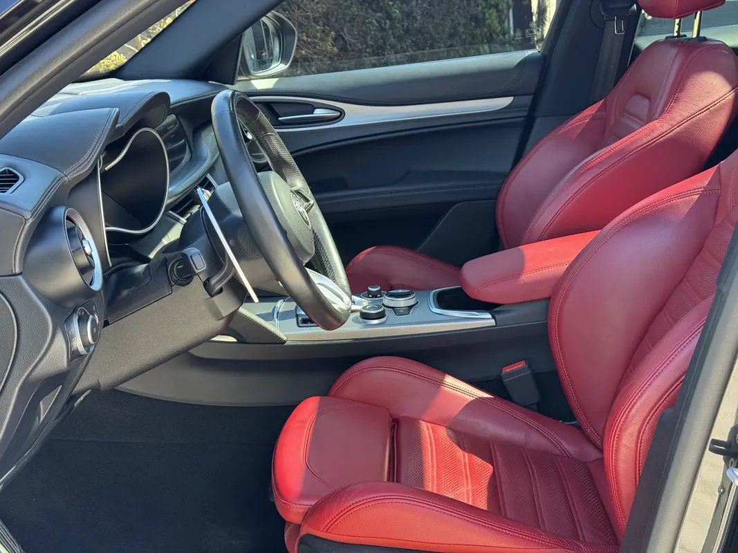 Mirá esta publicación de Alfa Romeo Stelvio