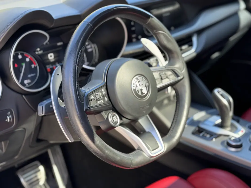 Mirá esta publicación de Alfa Romeo Stelvio