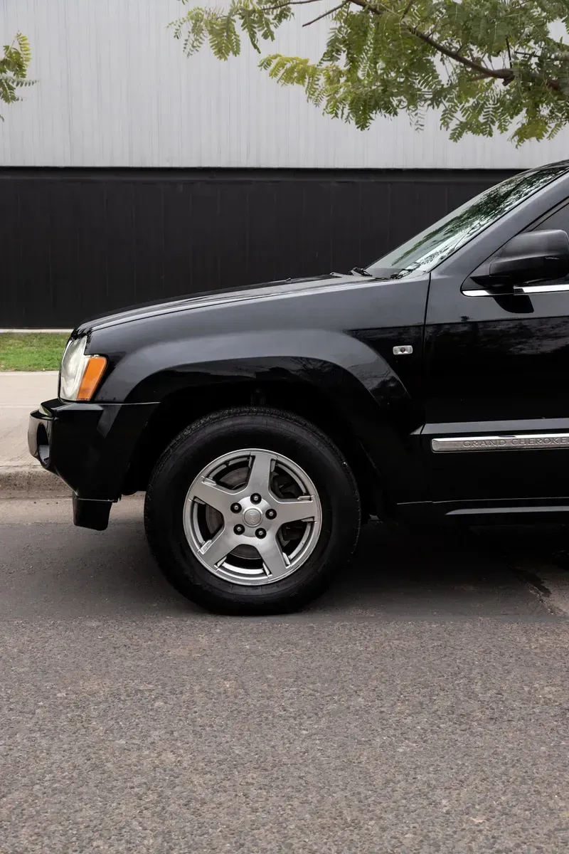 Mira esta publicación de Jeep Grand Cherokee 2006 en Motordil