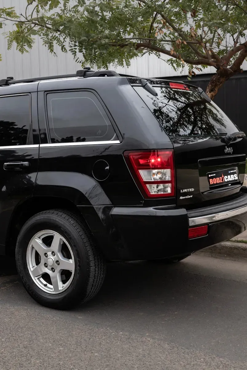 Mira esta publicación de Jeep Grand Cherokee 2006 en Motordil