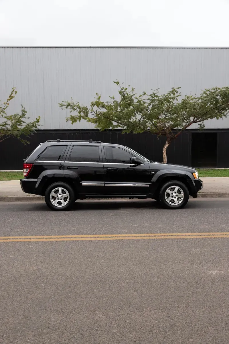 Mira esta publicación de Jeep Grand Cherokee 2006 en Motordil