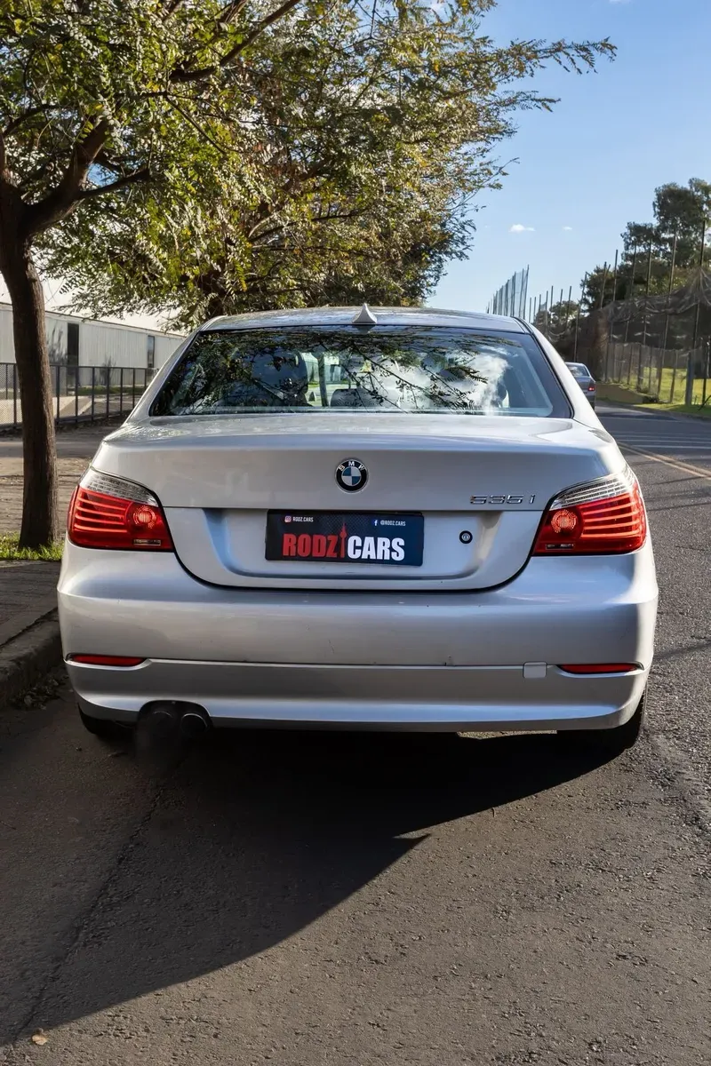 Mira esta publicación de BMW Serie 5 2010 en Motordil