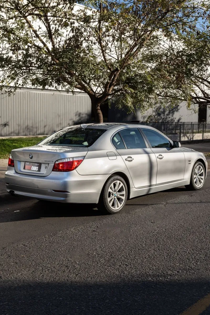 Mira esta publicación de BMW Serie 5 2010 en Motordil