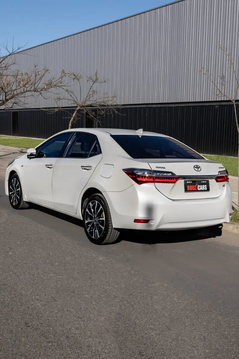 Mira esta publicación de Toyota Corolla 2018 en Motordil