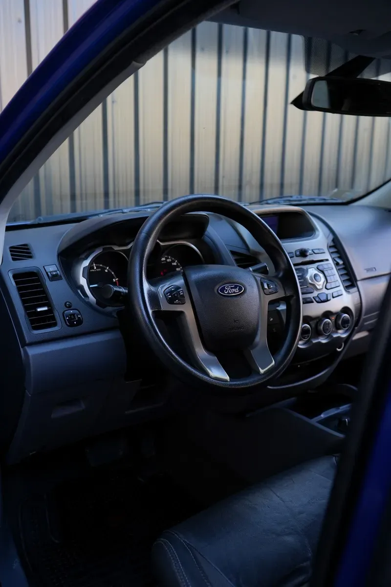 Mira esta publicación de Ford Ranger 2013 en Motordil