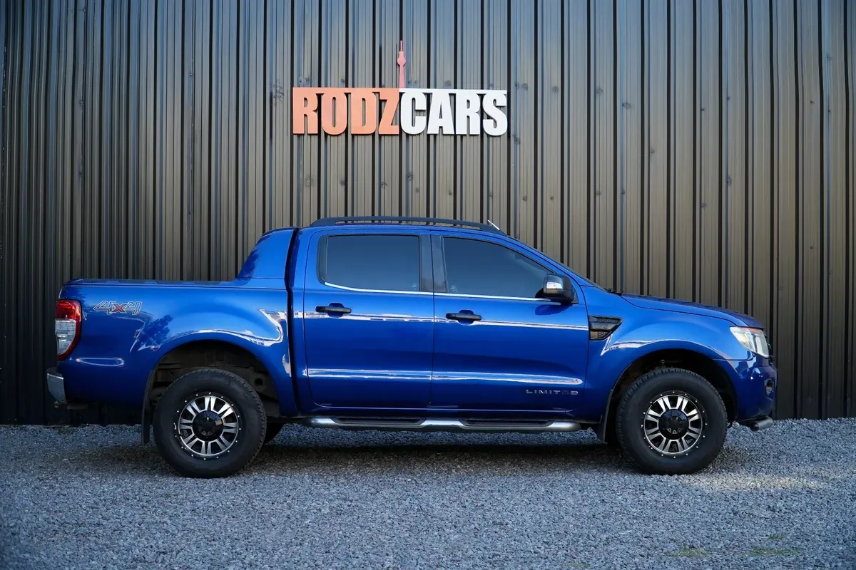 Mira esta publicación de Ford Ranger 2013 en Motordil