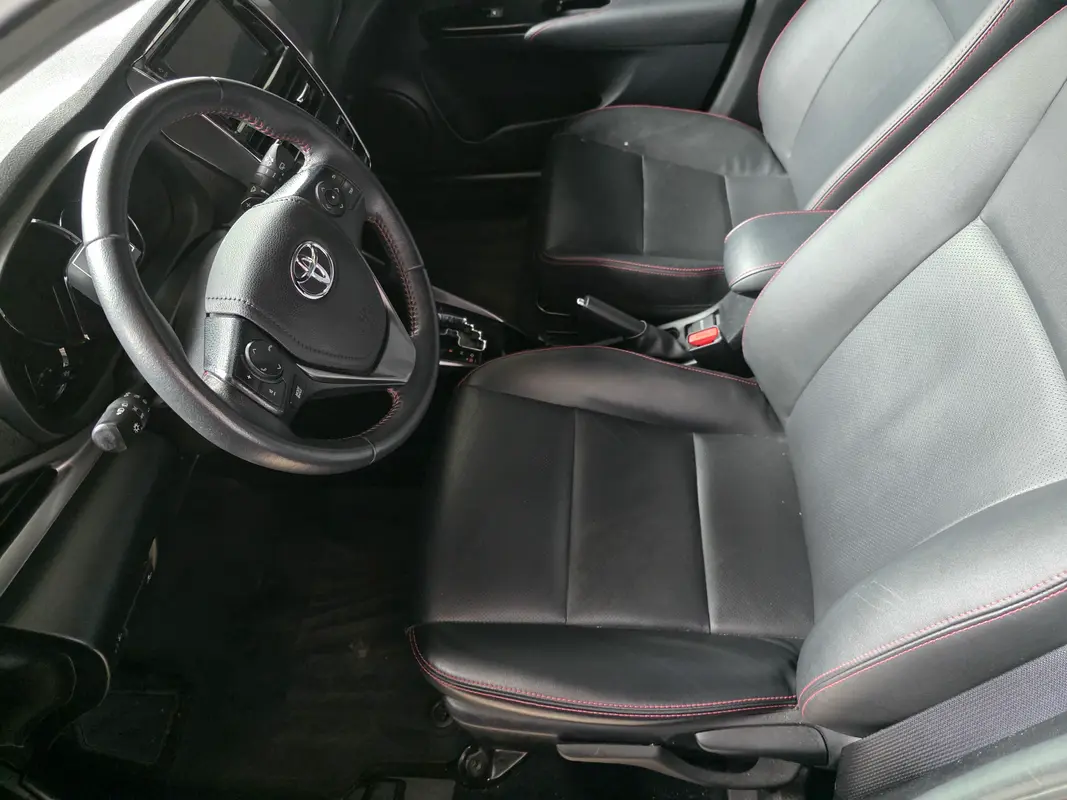 Mira esta publicación de Toyota Yaris 2022 en Motordil