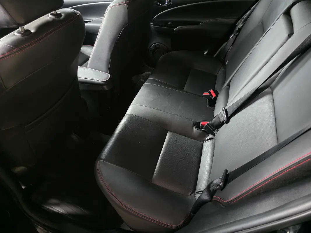 Mira esta publicación de Toyota Yaris 2022 en Motordil