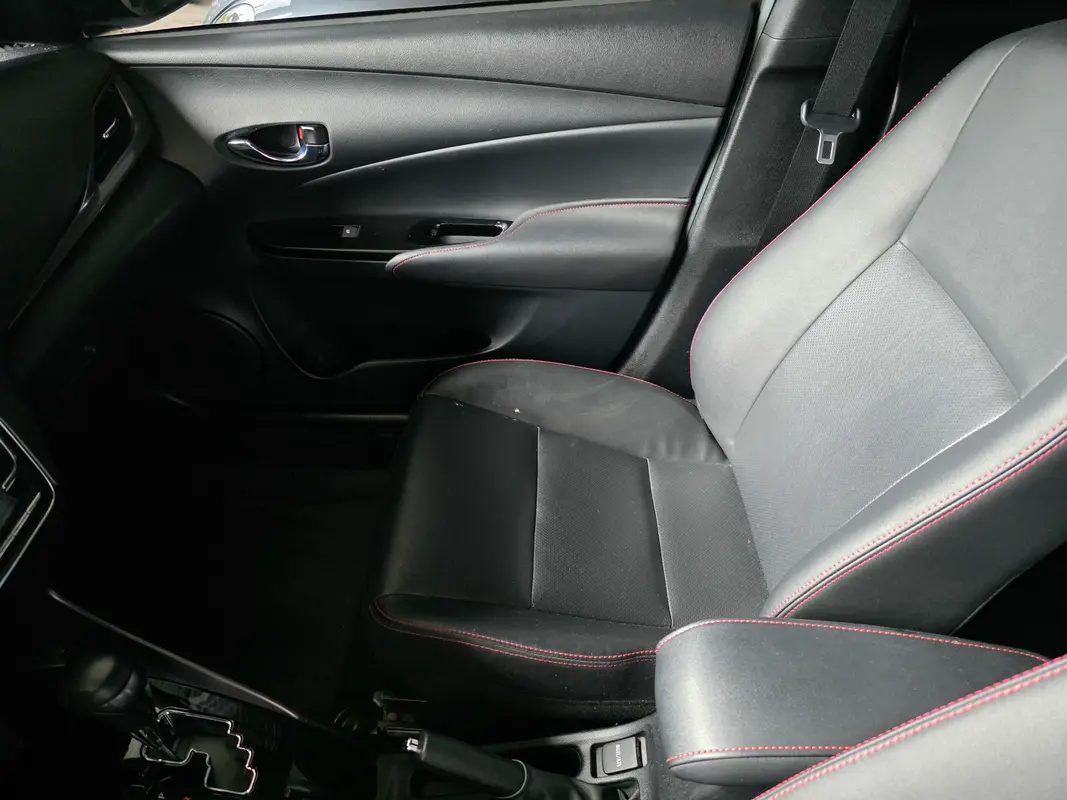 Mira esta publicación de Toyota Yaris 2022 en Motordil