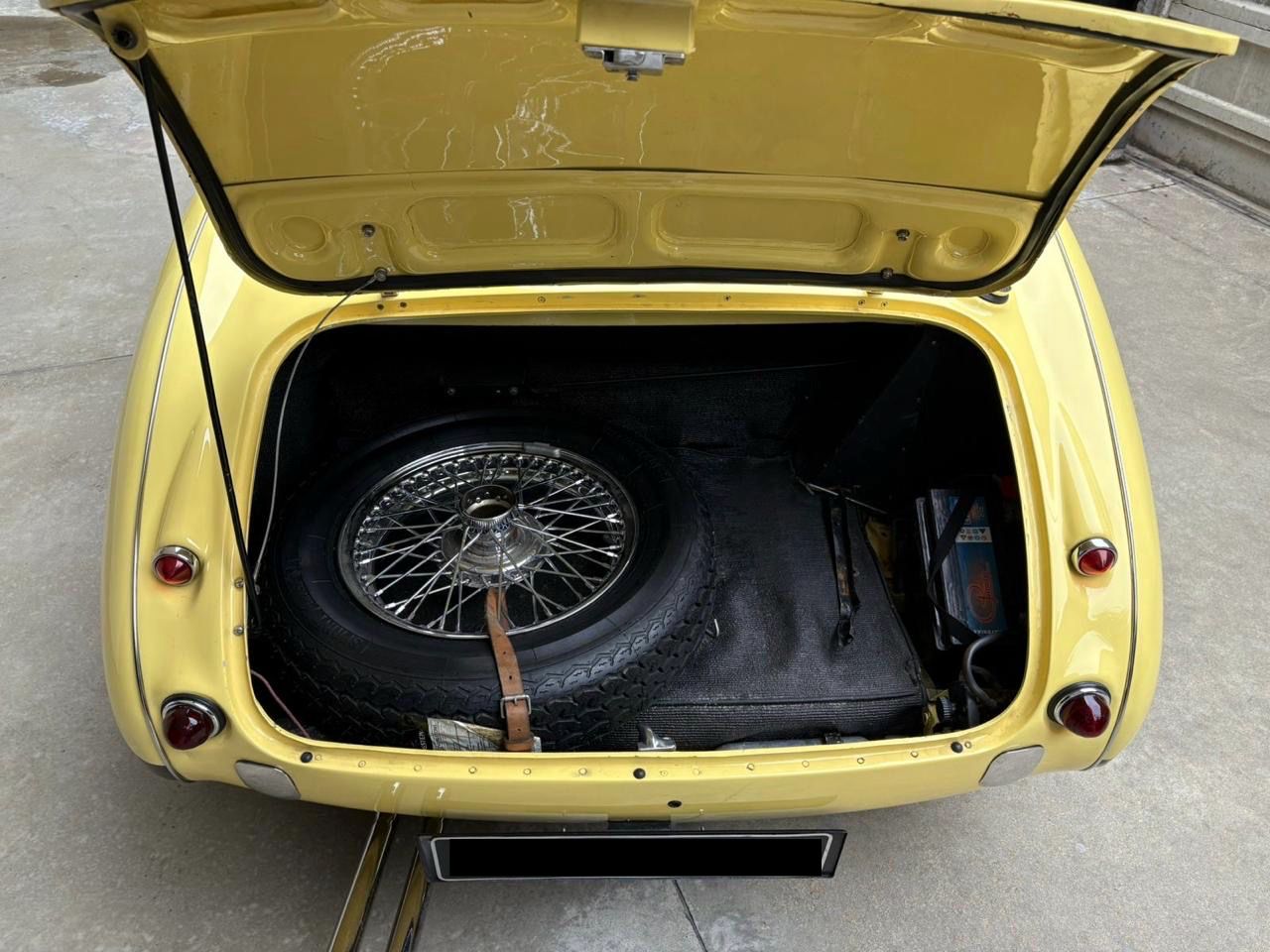 Mira esta publicación de Austin-Healey 100 1957 en Motordil