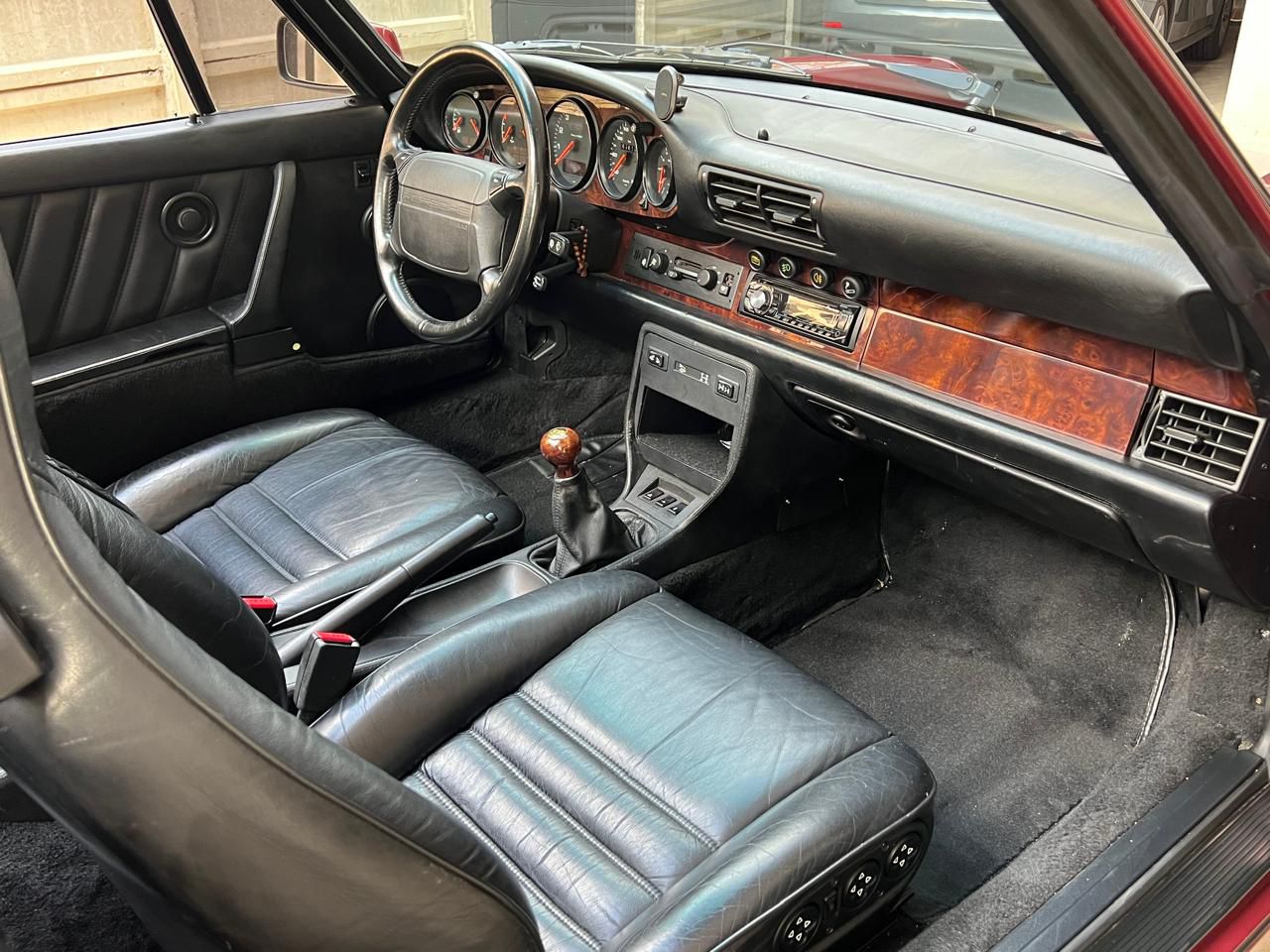 Mira esta publicación de Porsche 911 1992 en Motordil