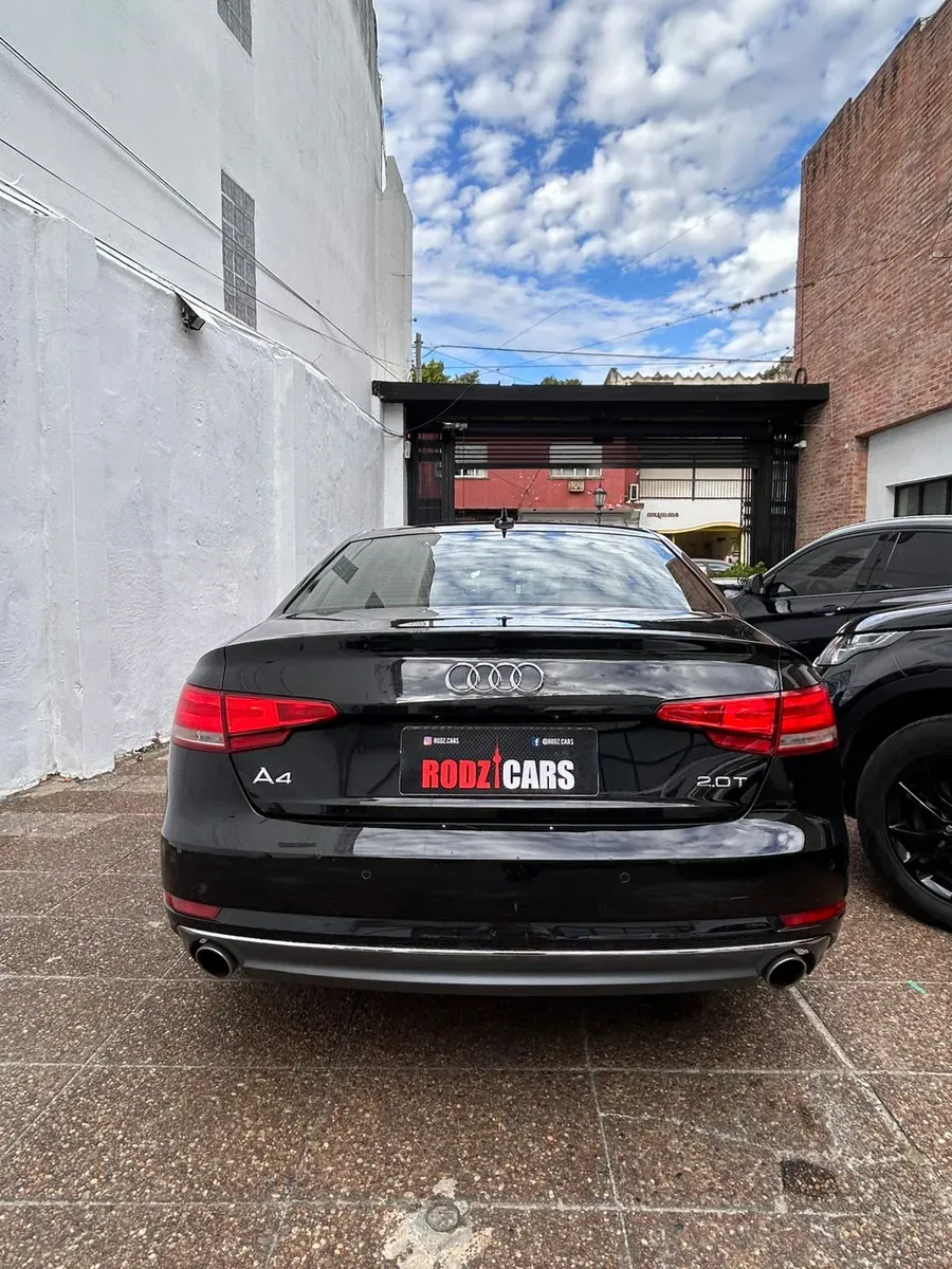 Mira esta publicación de Audi A4 2017 en Motordil