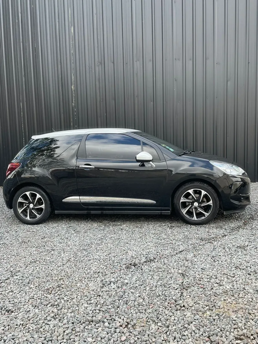 Mira esta publicación de Ds Automobiles DS3 2018 en Motordil