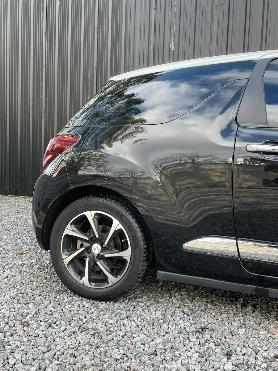 Mira esta publicación de Ds Automobiles DS3 2018 en Motordil