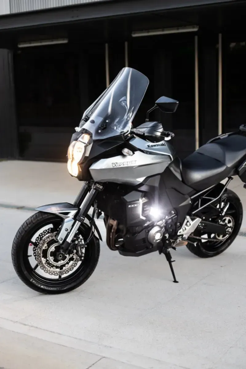 Mira esta publicación de Kawasaki KLE 1000 Versys 2013 en Motordil