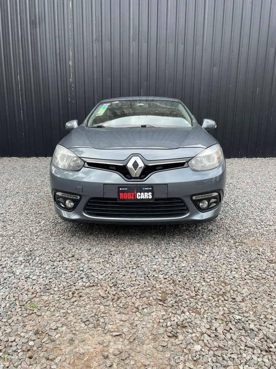 Mira esta publicación de Renault Fluence 2015 en Motordil