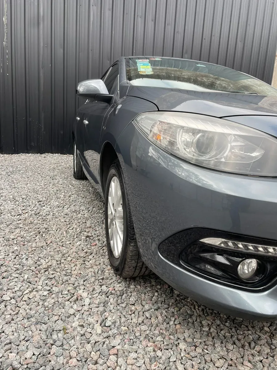 Mira esta publicación de Renault Fluence 2015 en Motordil