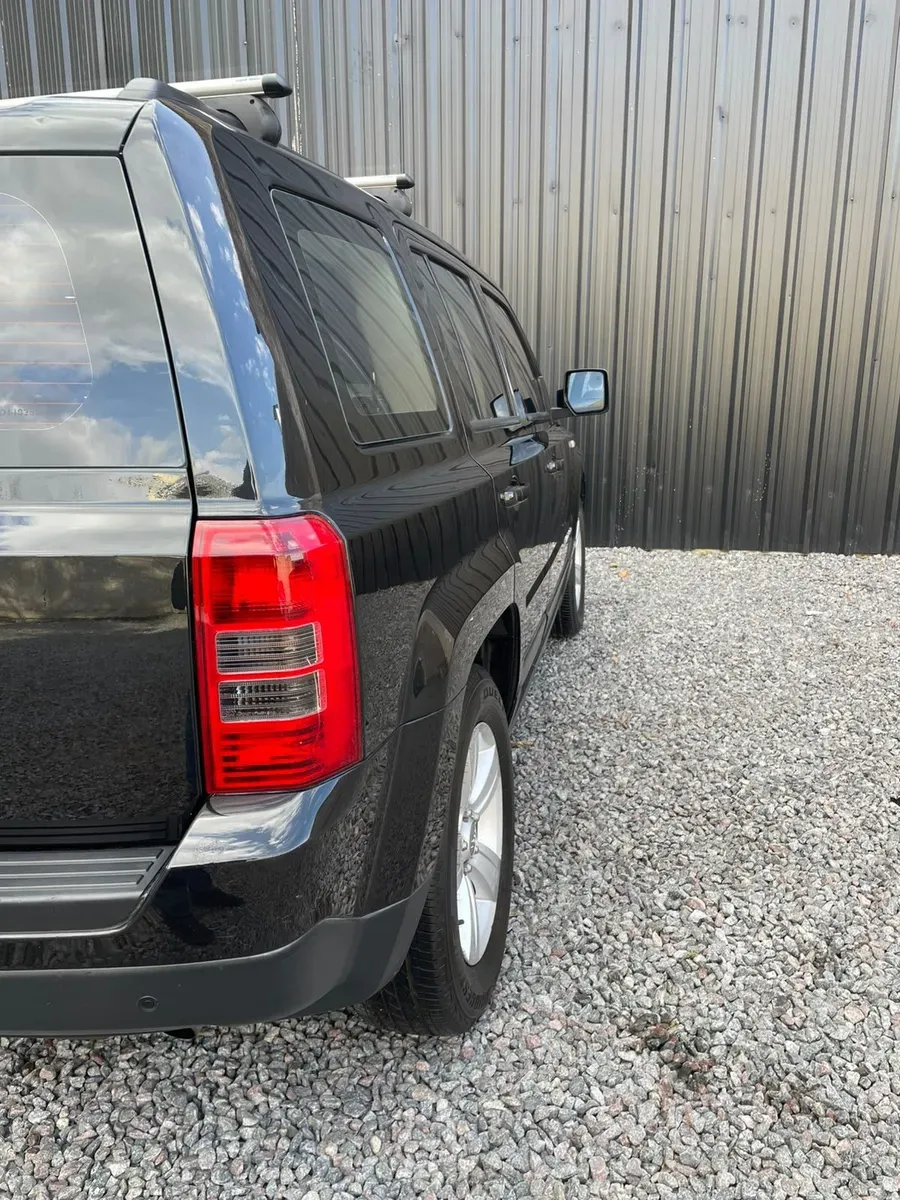 Mira esta publicación de Jeep Patriot 2011 en Motordil