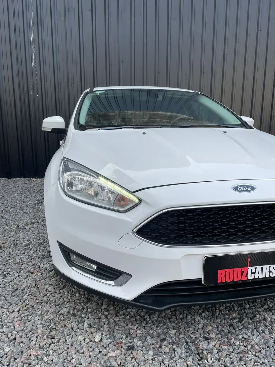 Mira esta publicación de Ford Focus 2018 en Motordil