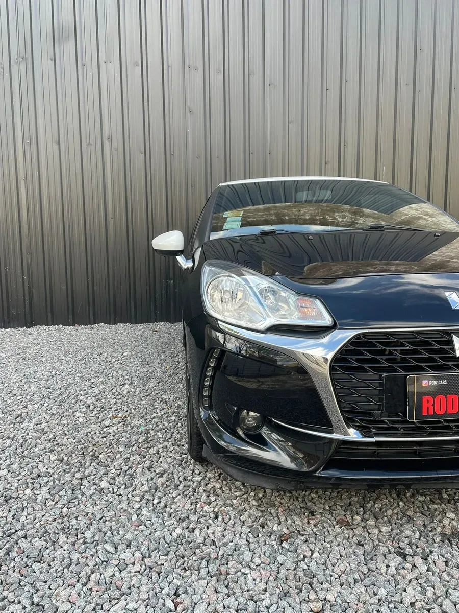 Mira esta publicación de Ds Automobiles DS3 2018 en Motordil