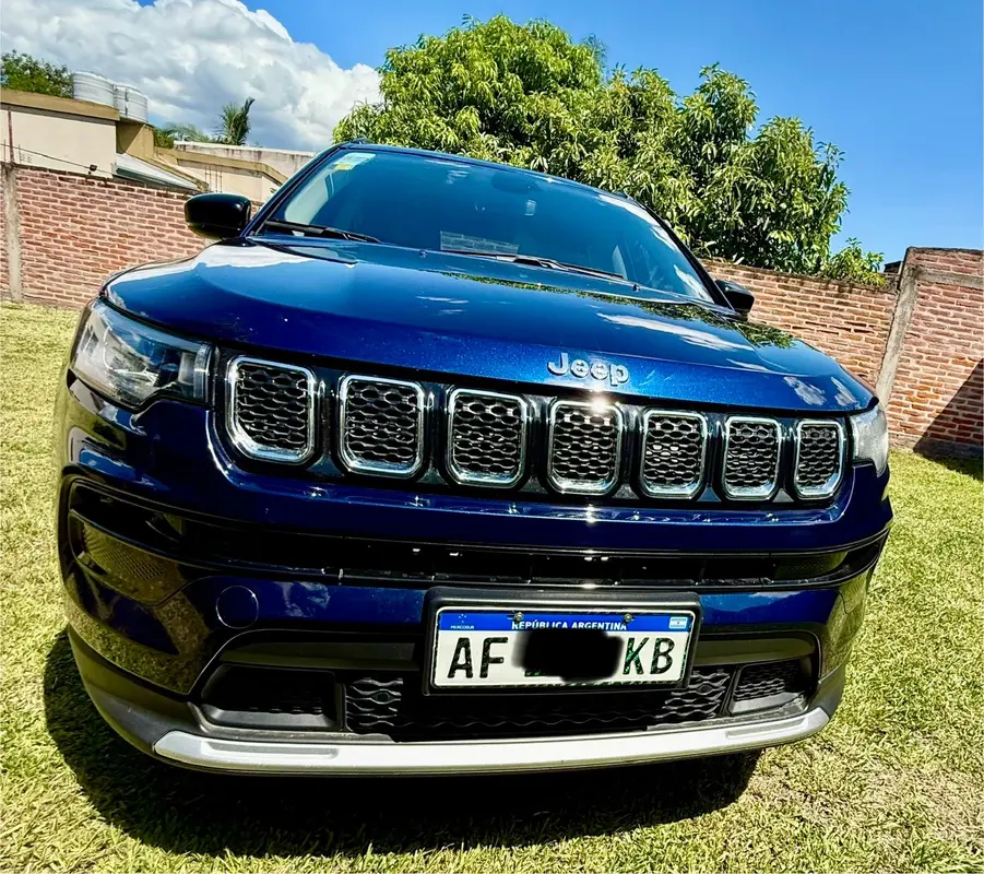 Mira esta publicación de Jeep Compass 2021 en Motordil