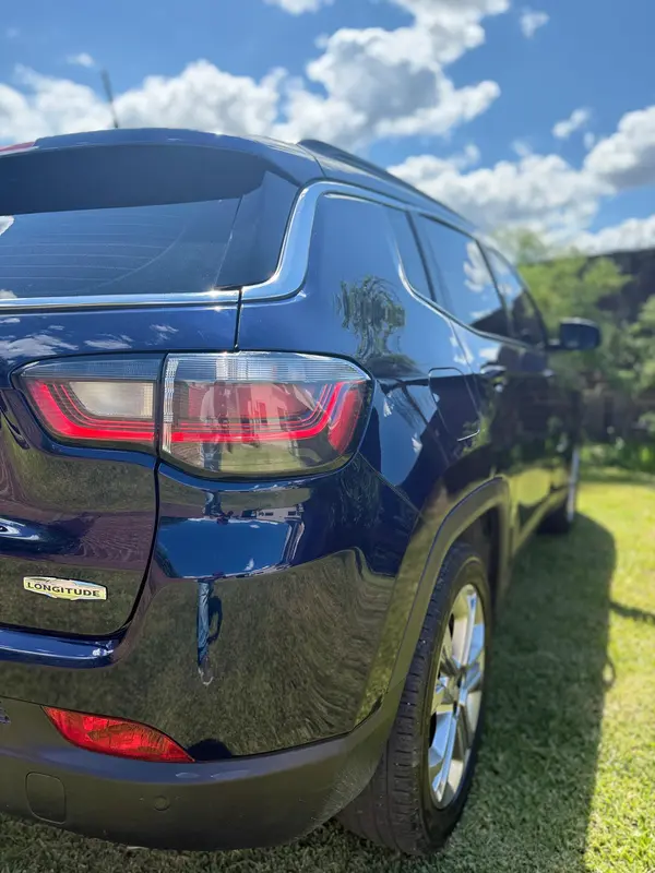 Mira esta publicación de Jeep Compass 2021 en Motordil