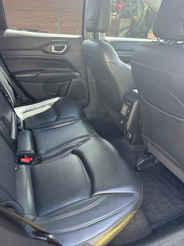 Mira esta publicación de Jeep Compass 2021 en Motordil