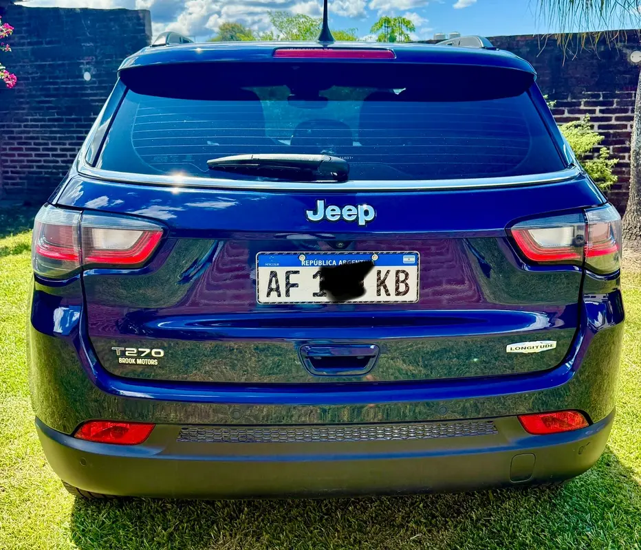 Mira esta publicación de Jeep Compass 2021 en Motordil