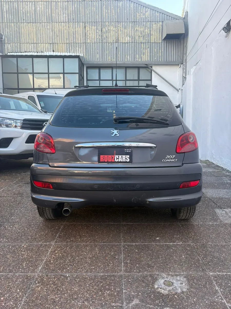 Mira esta publicación de Peugeot 207 2011 en Motordil