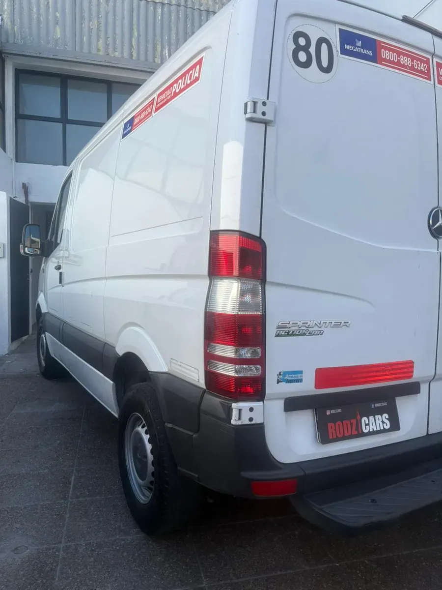 Mira esta publicación de Mercedes Benz Sprinter 2017 en Motordil