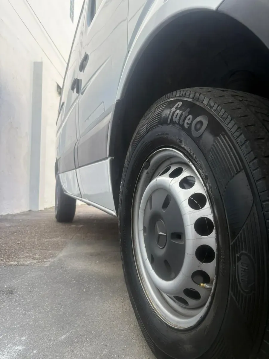 Mira esta publicación de Mercedes Benz Sprinter 2017 en Motordil