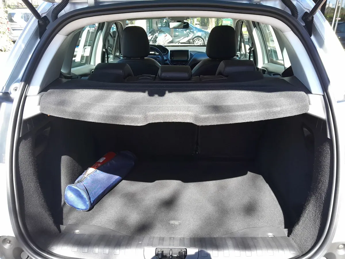 Mira esta publicación de Peugeot 2008 2017 en Motordil