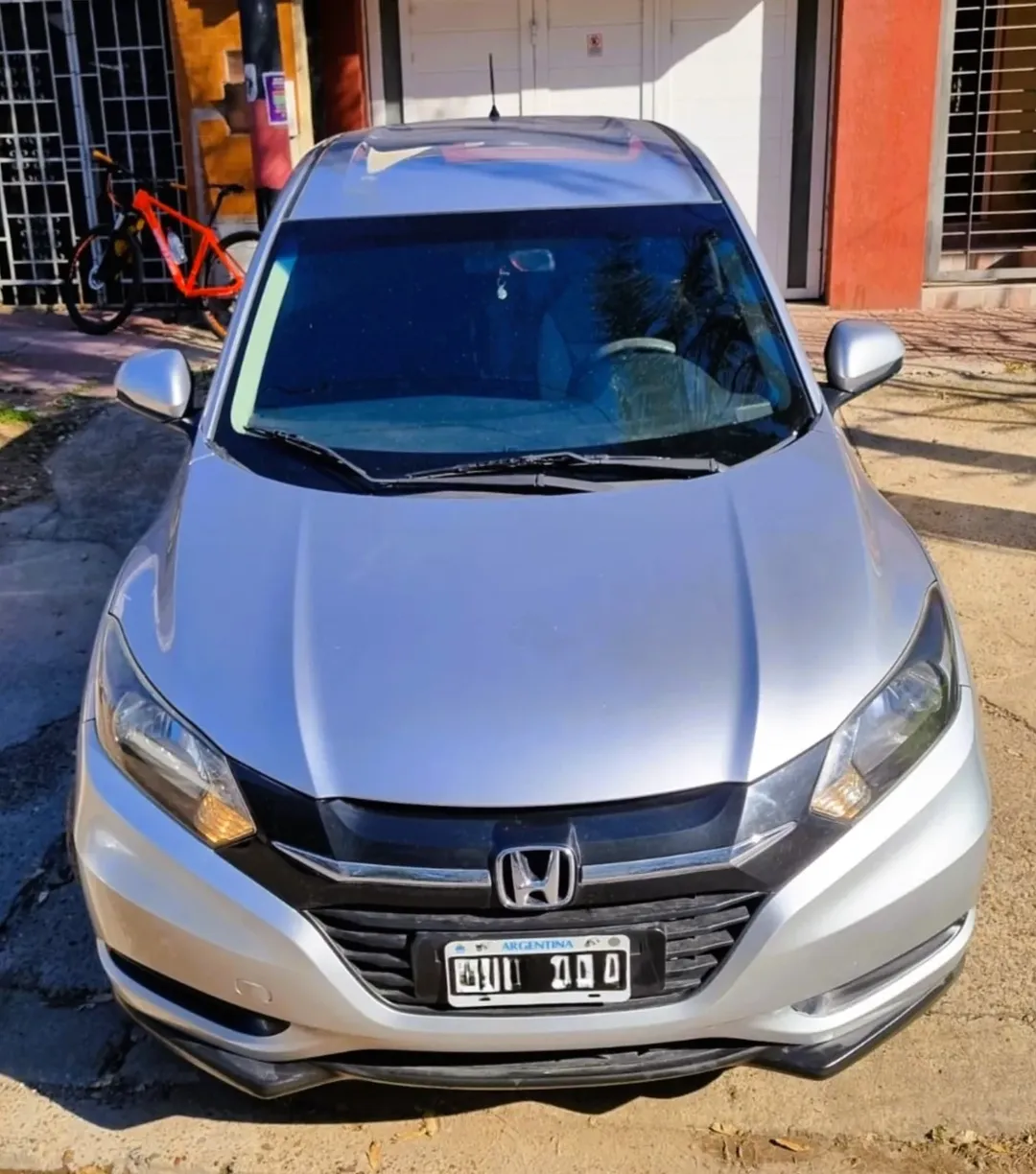 Mira esta publicación de Honda HRV 2015 en Motordil