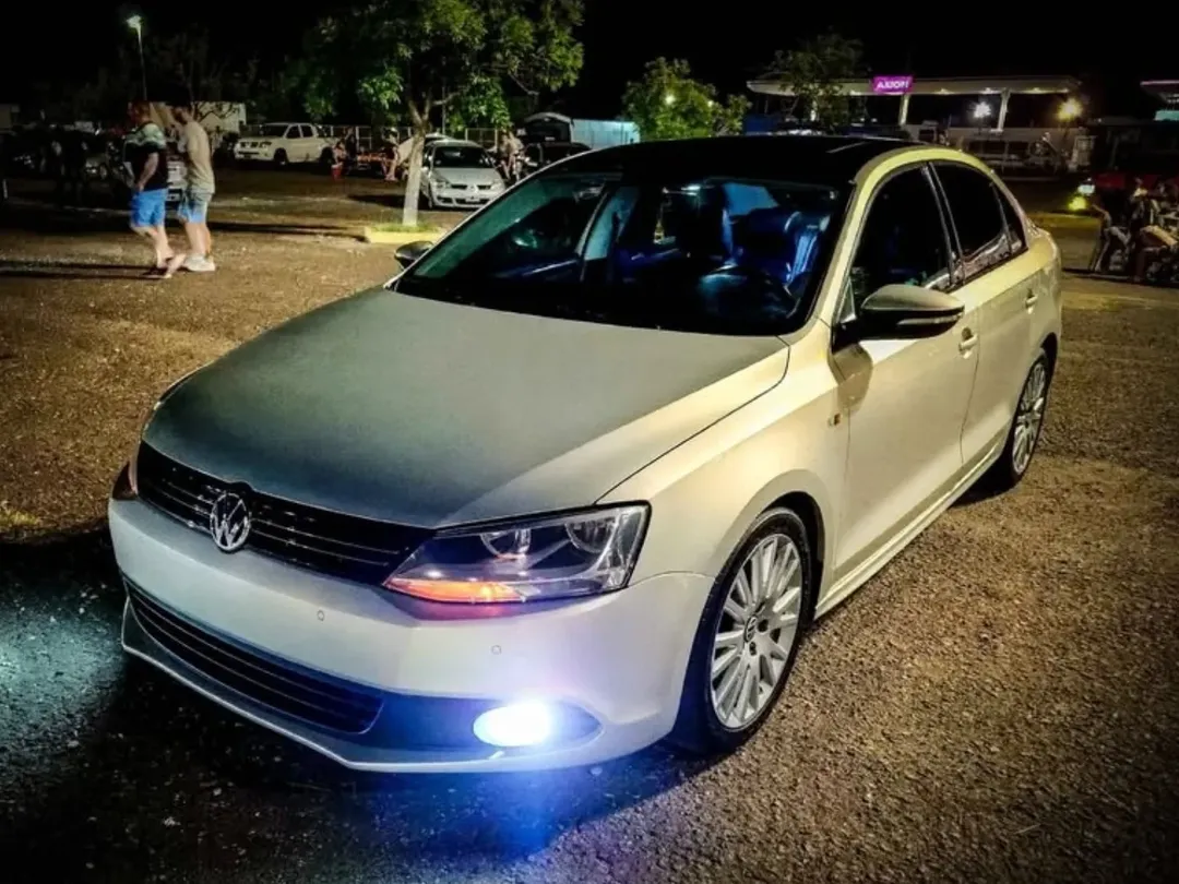 Mira esta publicación de Volkswagen Vento 2011 en Motordil