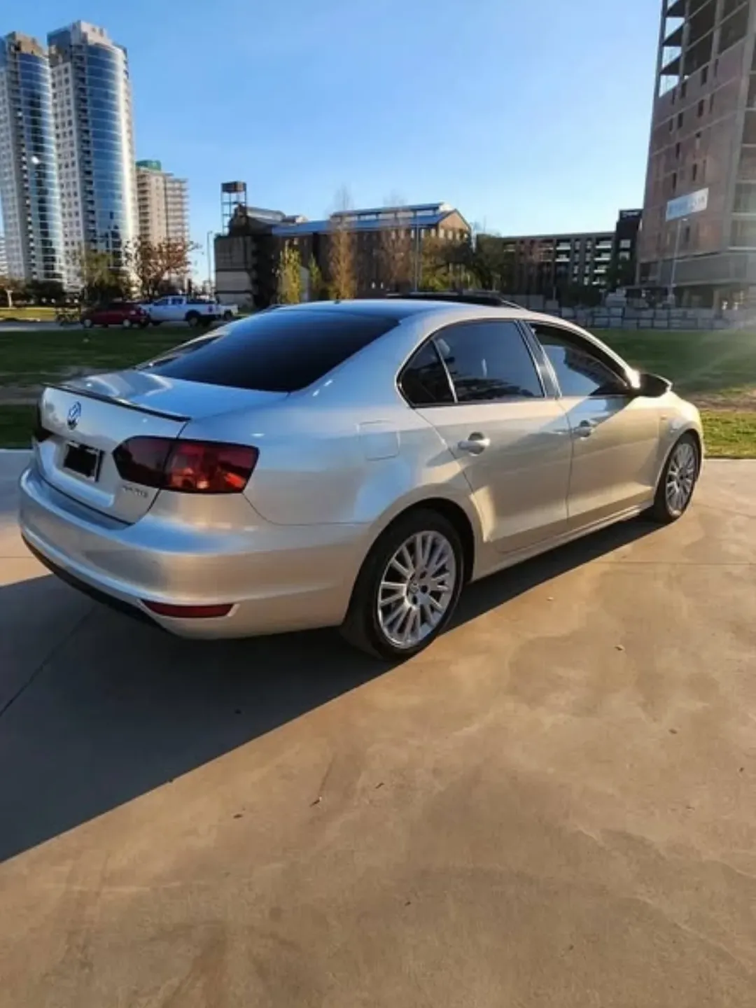 Mira esta publicación de Volkswagen Vento 2011 en Motordil