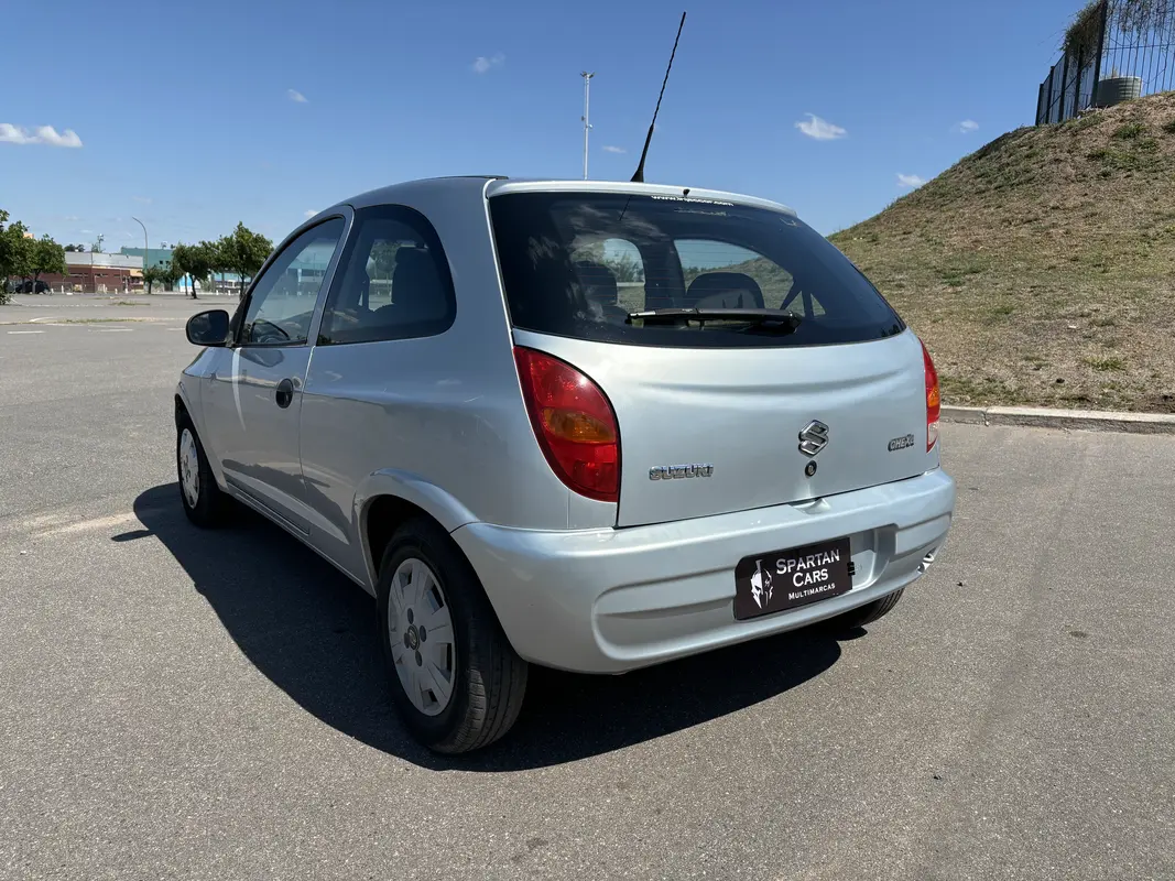 Mira esta publicación de Suzuki FUN 2006 en Motordil