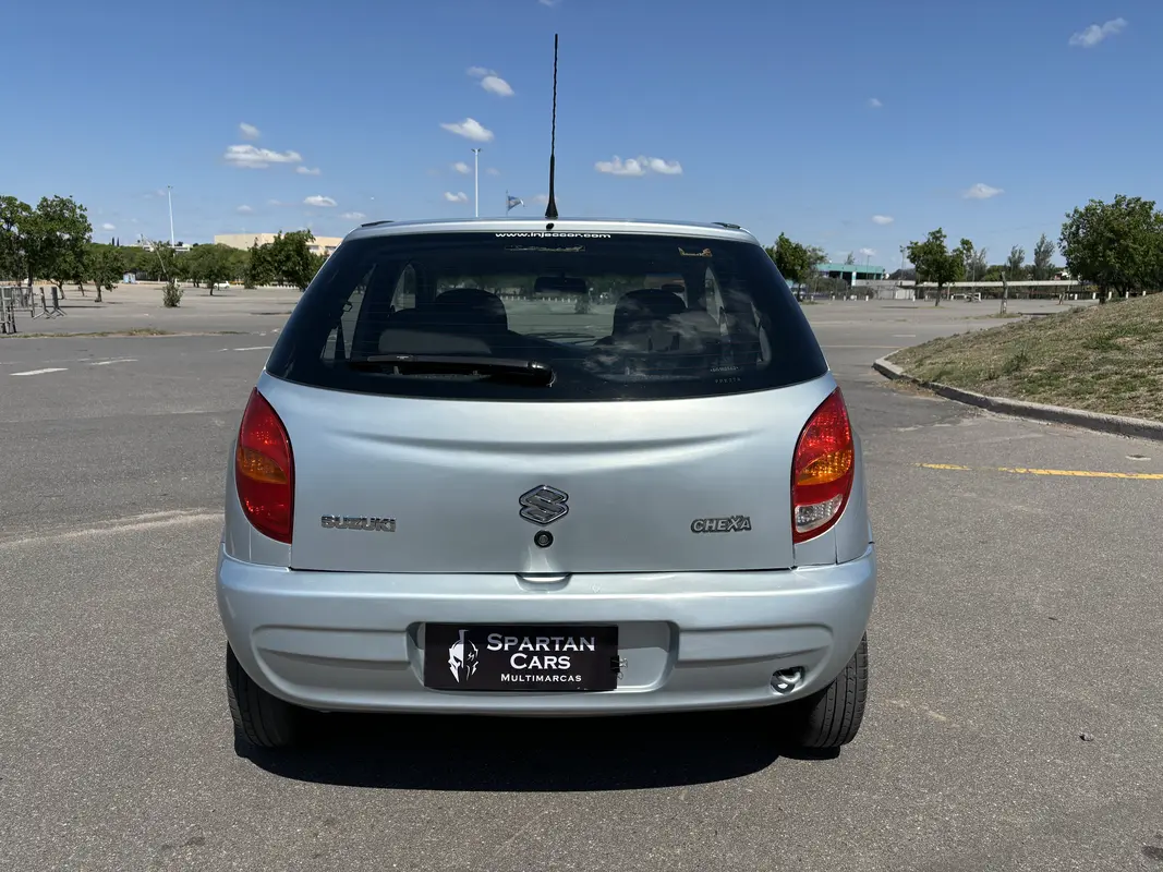 Mira esta publicación de Suzuki FUN 2006 en Motordil