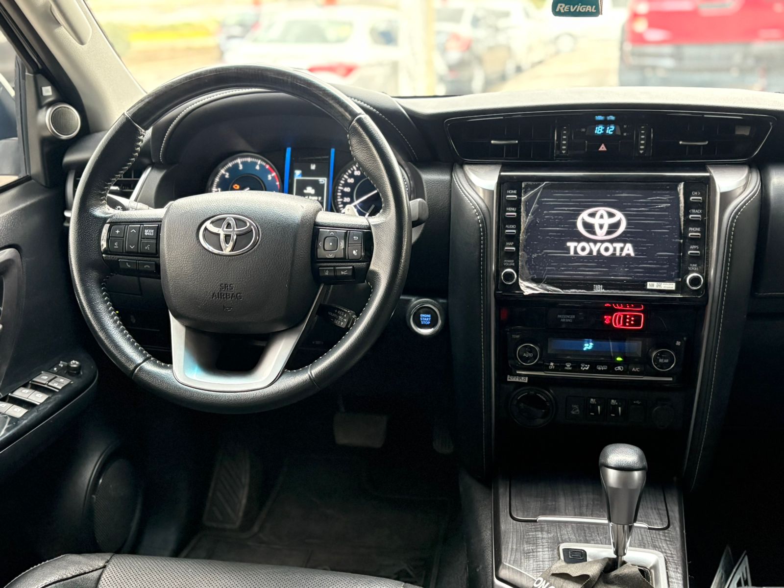 Mira esta publicación de Toyota SW4 2021 en Motordil