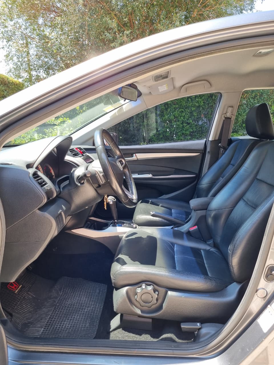 Mira esta publicación de Honda City 2010 en Motordil