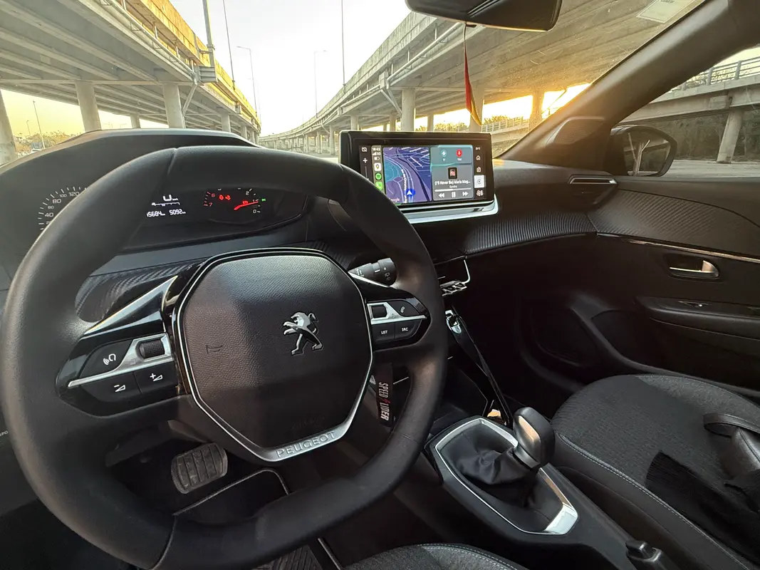 Mira esta publicación de Peugeot 208 2024 en Motordil