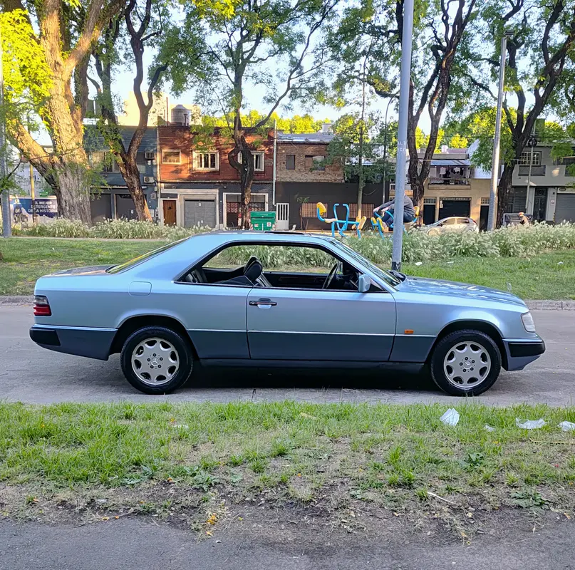 Mirá esta publicación de Mercedes Benz 300